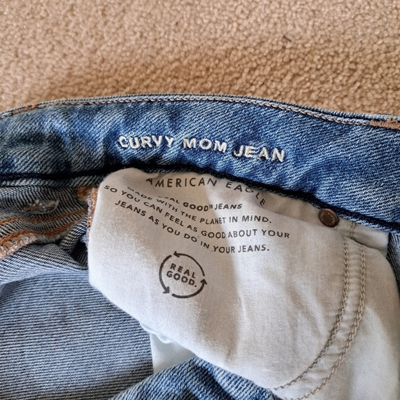 American Eagle Jeans Curvy Mom Jeans Size 4 Short Blue Denim Stretch Casual - Picture 7 of 14